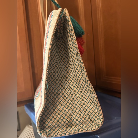 Spartina 449 Dulce Paige Tassel Tote - Picture 10 of 14